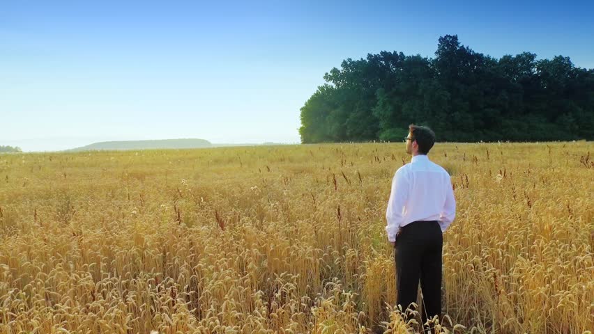 Aýyl sharýashylyǵyna jastardy kóptep tartý kerek