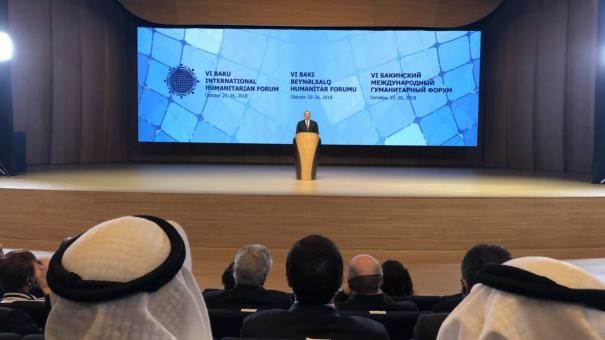 Bakýde VI Halyqaralyq gýmanıtarlyq forým ótip jatyr