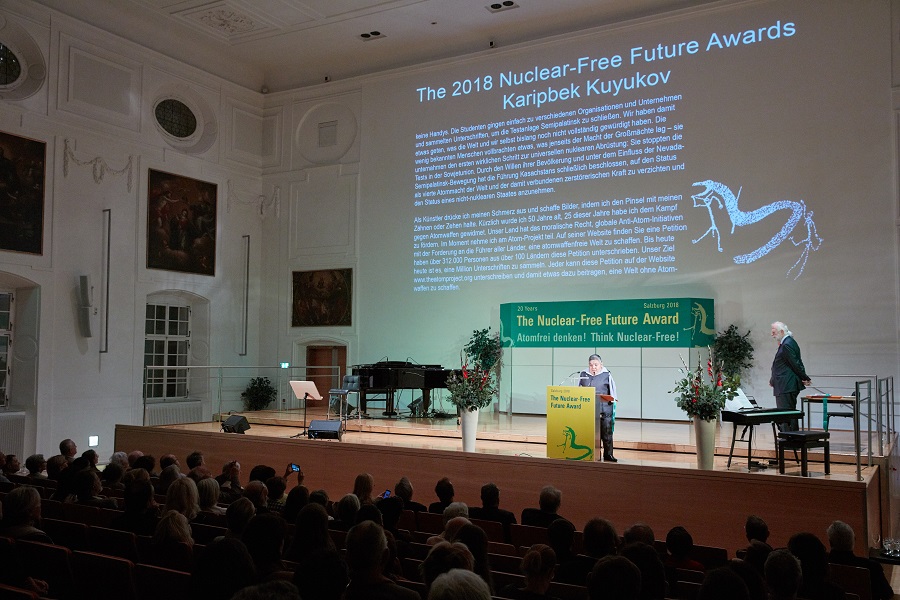 K. Kúıikov Avstrııada «Iаdrosyz bolashaq» syılyǵyna ıe boldy