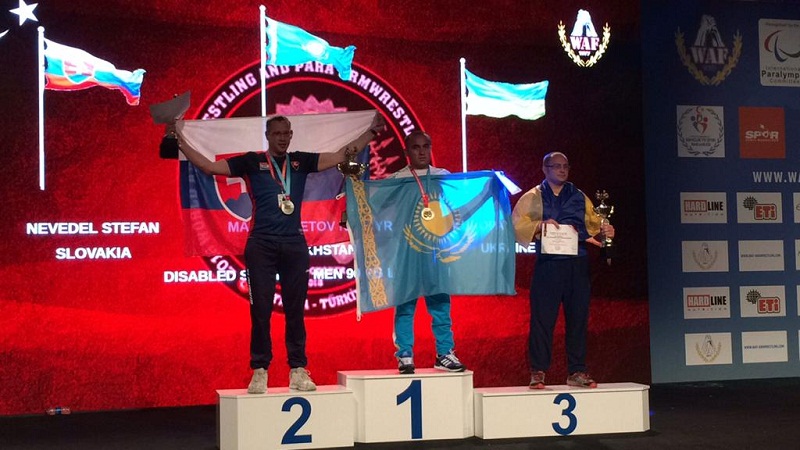 Aýdan ákimi álem chempıony Nasyr Mahambetovty qabyldady