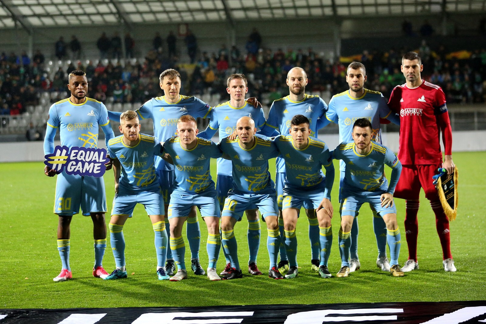 "Astana" syrt alańda teń tústi