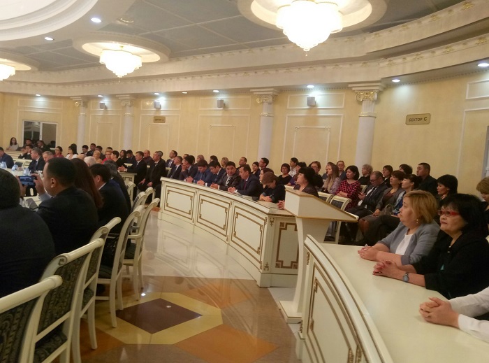 Qostanaıda «Memlekettik qyzmettegi minez-qulyqtyń ádep standarttary» atty respýblıkalyq forým ótip jatyr