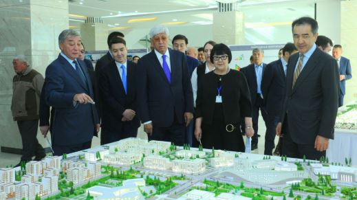 B. Saǵyntaev Almaty oblysynda Nurkent jańa qalasyn damytýdyń bas josparymen tanysty