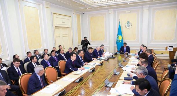 Qoǵamdyq sanany jańǵyrtý baǵdarlamasyn iske asyrý jónindegi ulttyq komıssııanyń otyrysy ótti