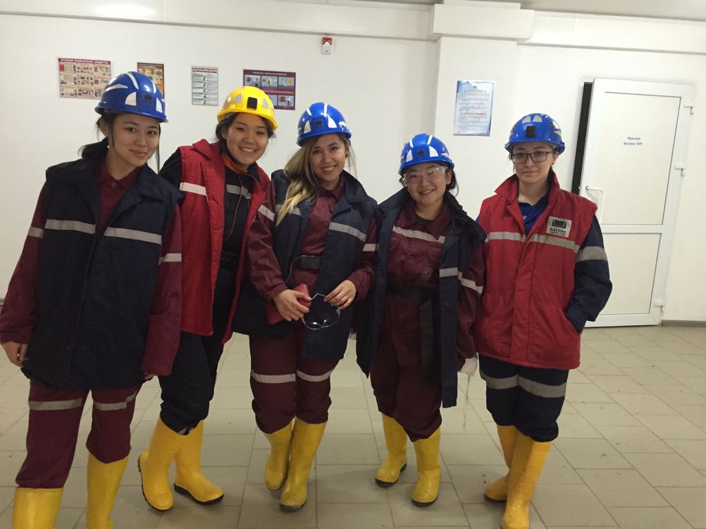 Nazarbaev ýnıversıtetiniń stýdentteri ShQO-da tájirıbeden ótip qaıtty