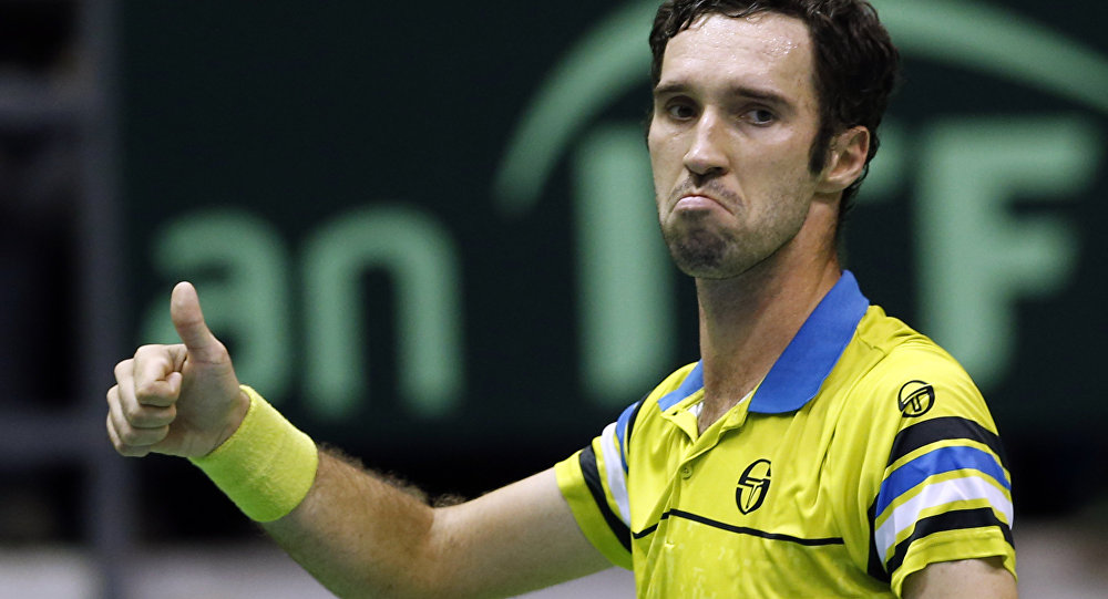 Mıhaıl Kýkýshkın Parıjdegi týrnırdi sátti bastady