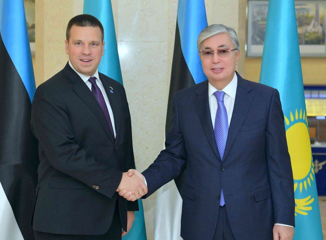 Q.Toqaev Estonııa premer-mınıstrimen ekijaqty baılanystardy damytý keleshegin talqylady