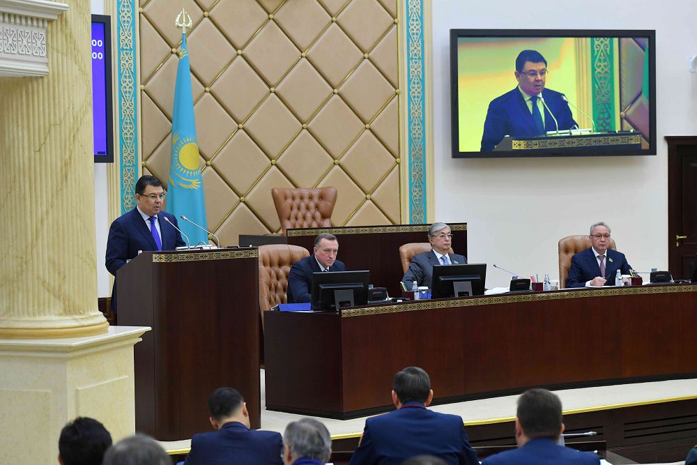 Senat birqatar kelisimderdi ratıfıkasııalady