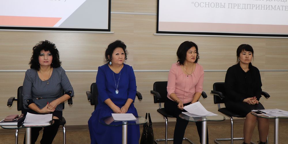 Almatyda tehnıkalyq jáne kásiptik bilimdegi bıznesti damytý talqylandy