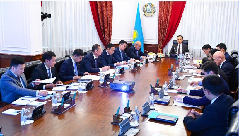 B.Saǵyntaev AО́K qoldaý júıesin jetildirý máseleleri jóninde keńes ótkizdi