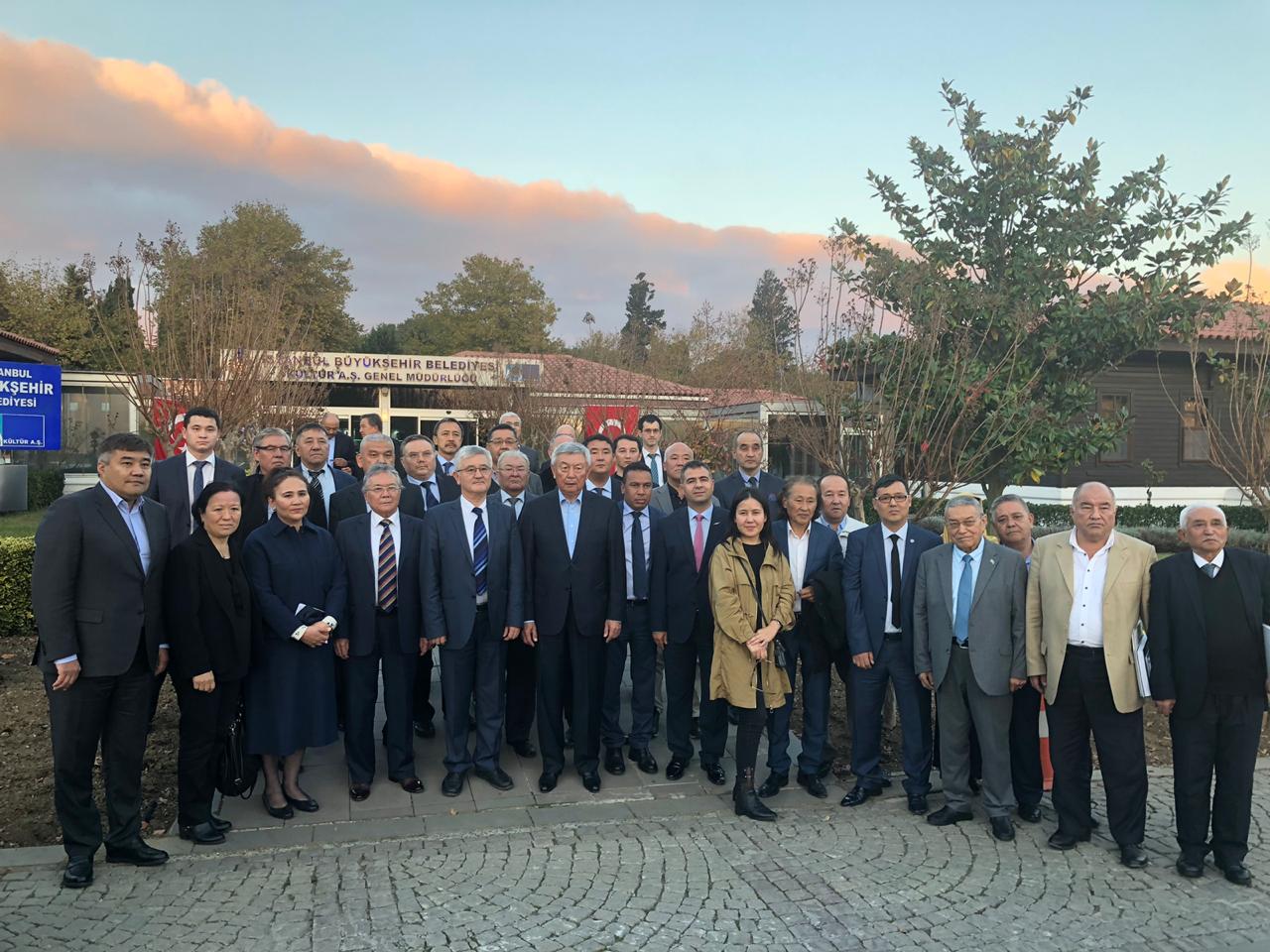 Ystambulda D.Káletaev sheteldik qazaq uıymdarynyń basshylarymen kezdesý ótkizdi