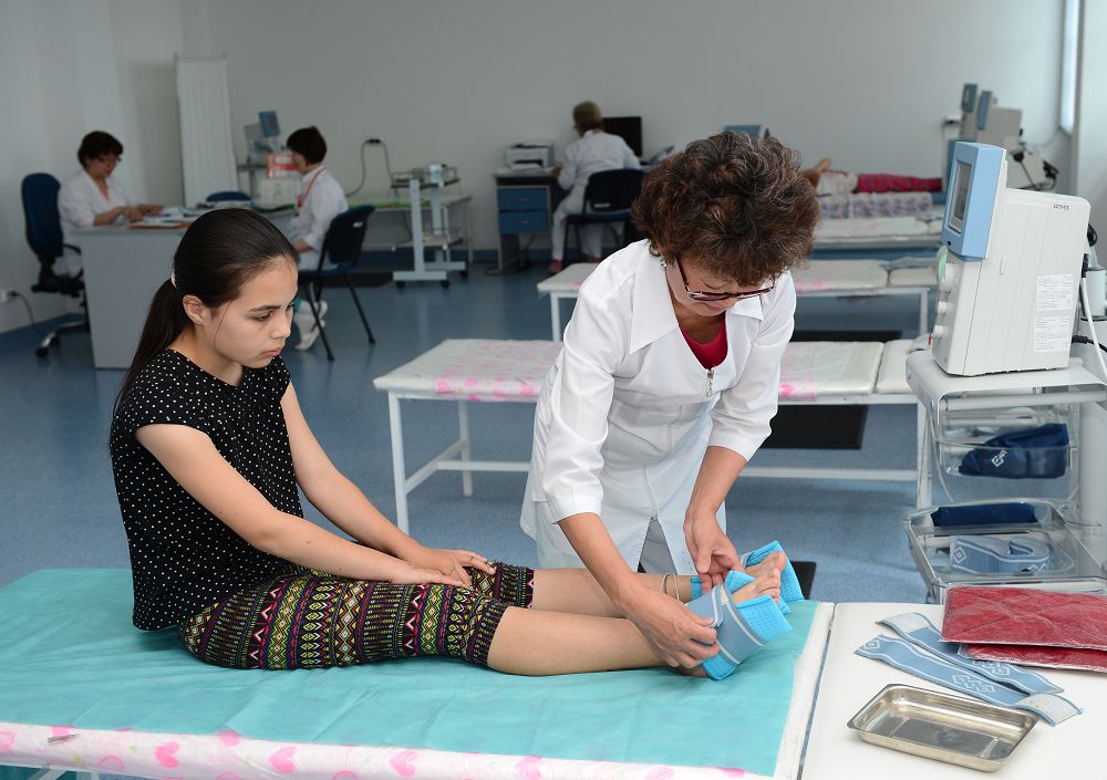 Jyly sóz jandy da, tándi de emdeıdi 