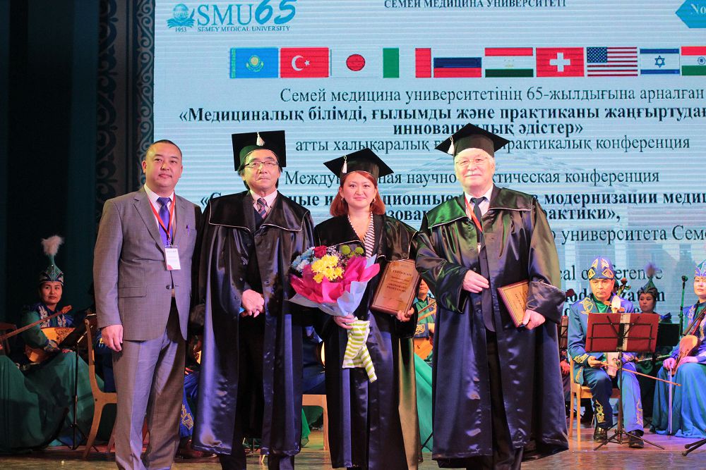 26 myń medısına mamanyn qanat qaqtyrǵan qara shańyraq