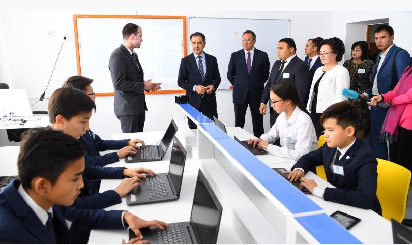 Premer-Mınıstrge «Smart-Taraz» jáne Taraz-Hab jobalary tanystyryldy