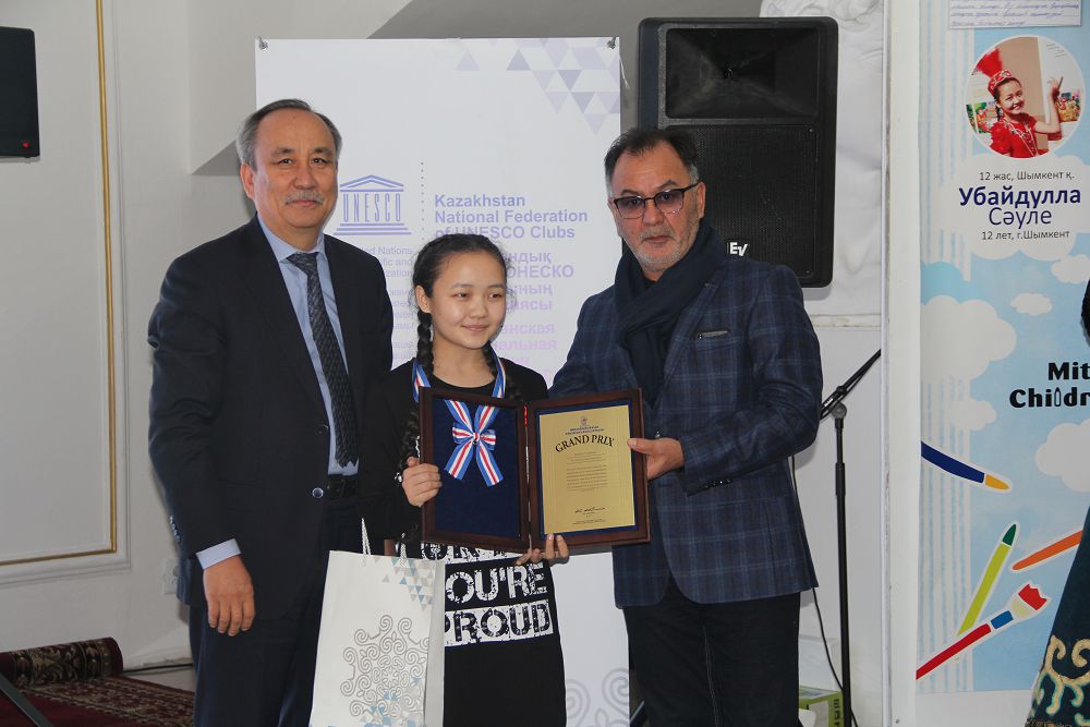 Halyqaralyq balalar shyǵarmashylyǵy Festıvaliniń jeńimpazdary marapattaldy