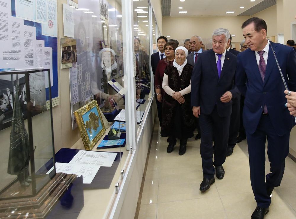 Elbasy kitaphanasynyń kóshpeli qory kórmesi – Aqtóbede