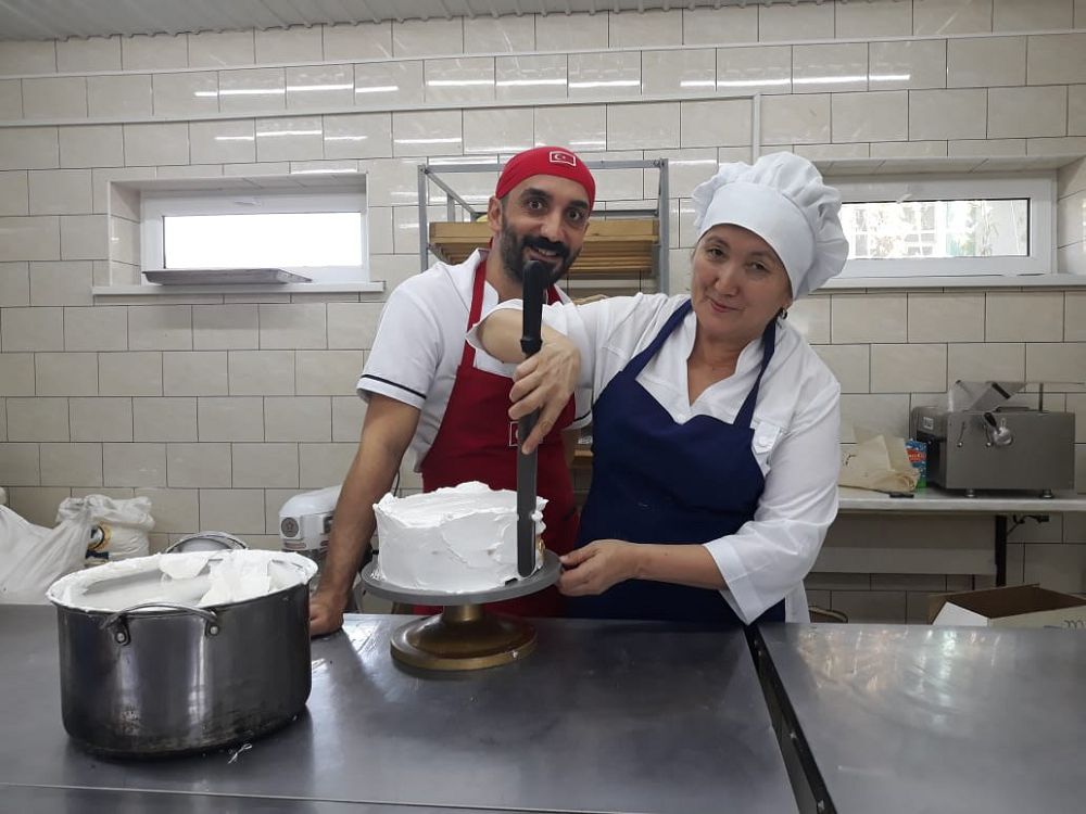 Kondıterlik kásipke mashyqtanýda