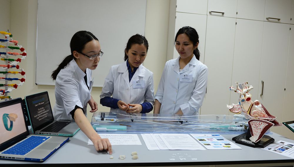 Bolashaq dárigerge fızıka kerek pe? 