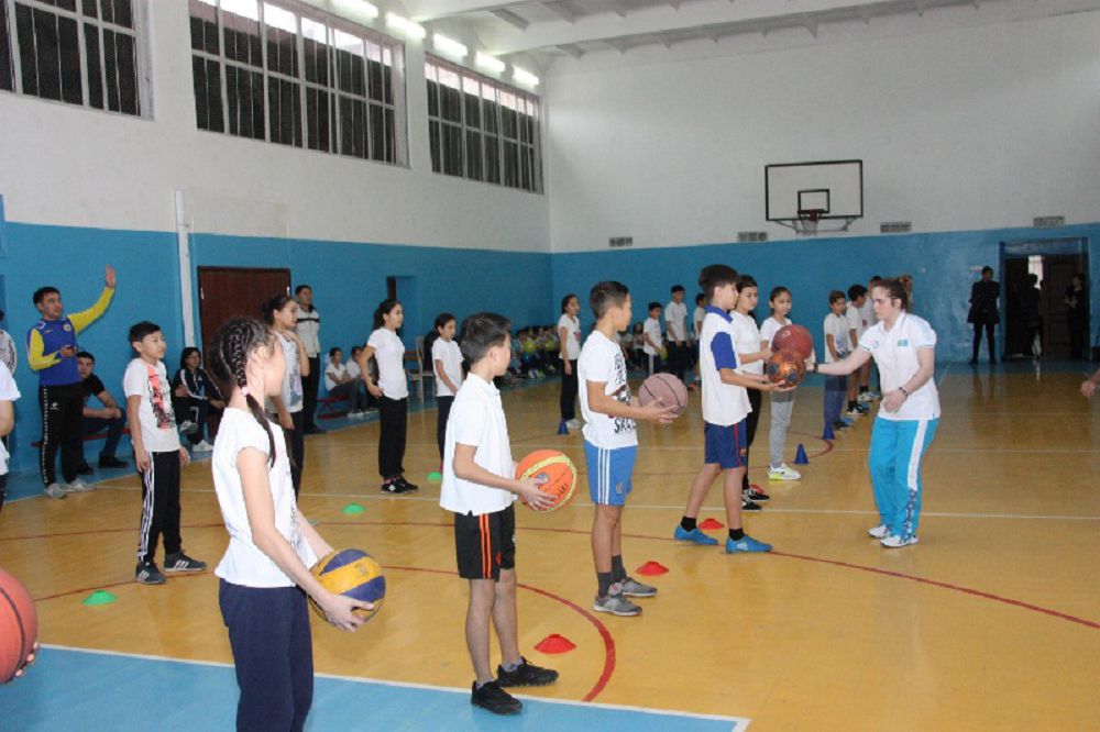 Deneshynyqtyrý páni pán emes pe?!.