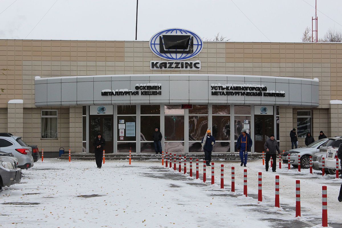 NÝ ma­gıs­trant­ta­ry «Qazsınk» kompanııasynda tájirıbeden ótpek