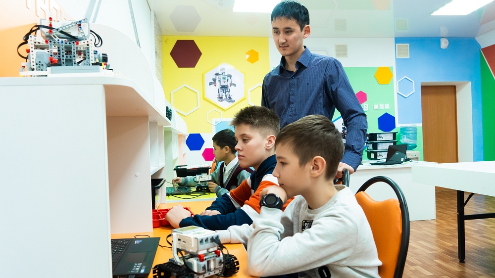 Pavlodardaǵy oqýshylar saraıynda «Bala buisness» tehnoparki jumys jasaıdy