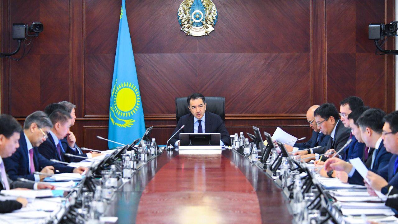 B. Saǵyntaev: tarıfterdi tómendetý tapsyrmasy 1 qańtardan oryndalýy kerek