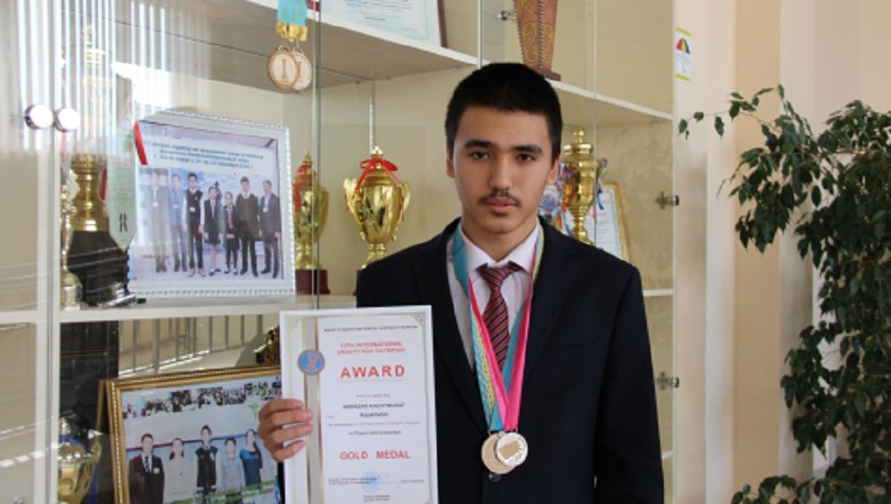 SAT Subject Test-ten eń joǵary upaı enshilegen Aqnazar