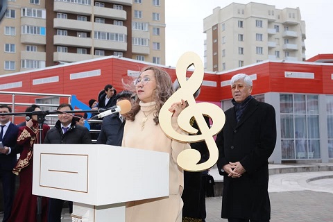 Jetisýda Tuńǵysh Prezıdent kúni qalaı toılandy?