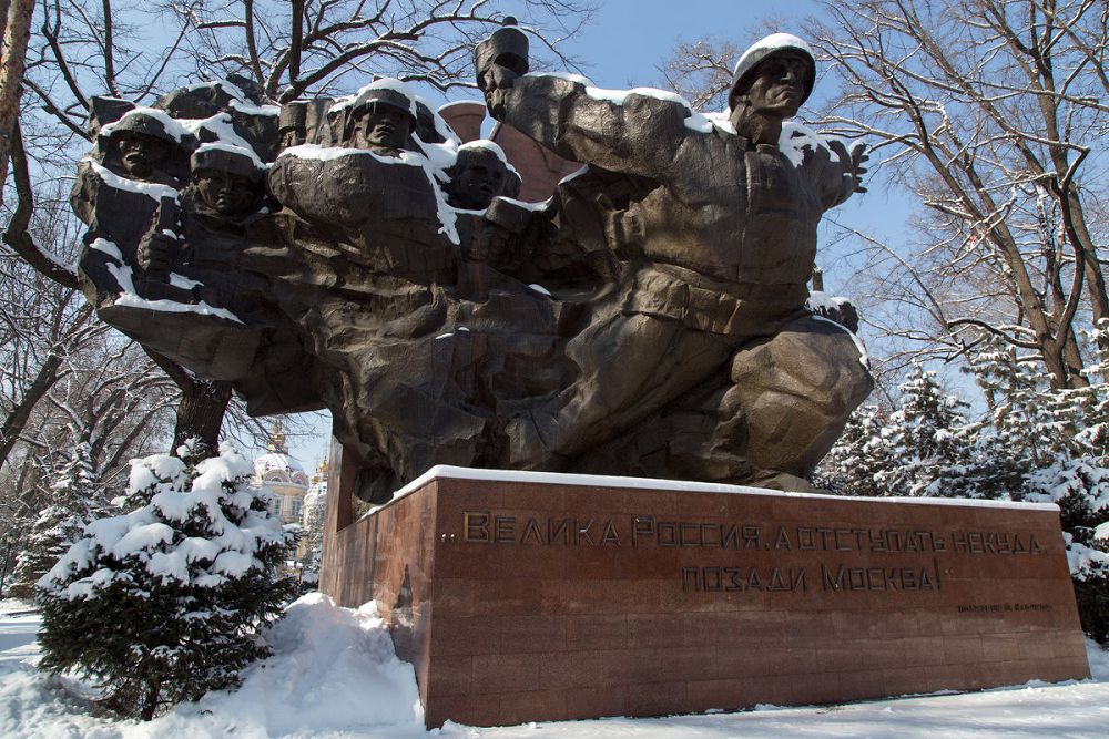 28 panfılovshynyń erligi tyń derektermen rastalyp, alyp-qashpa áńgimelerge núkte qoıyldy