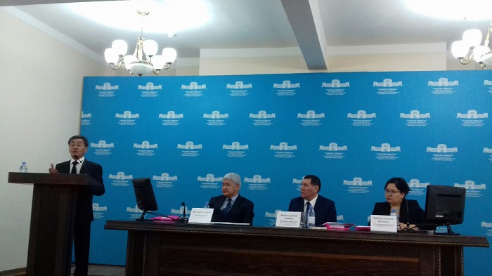 Almatyda  Jumabaı Shaıahmetovtiń ómiri men qyzmeti týraly dóńgelek ústel ótti