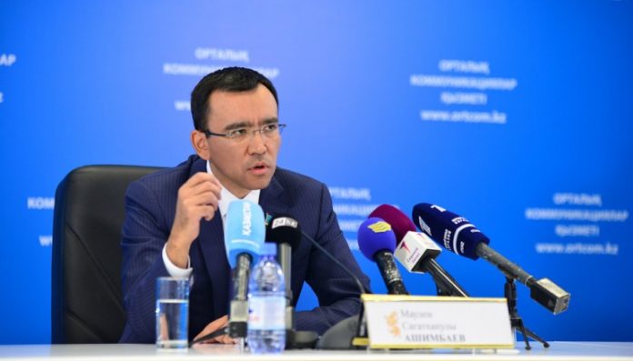 Máýlen Áshimbaev arnaıy saparmen Shyǵys Qazaqstan oblysyna bardy