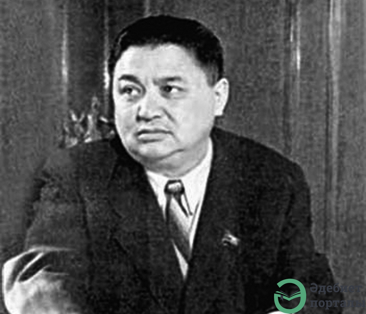 Mektepke Jumabek Táshenov esimi berildi