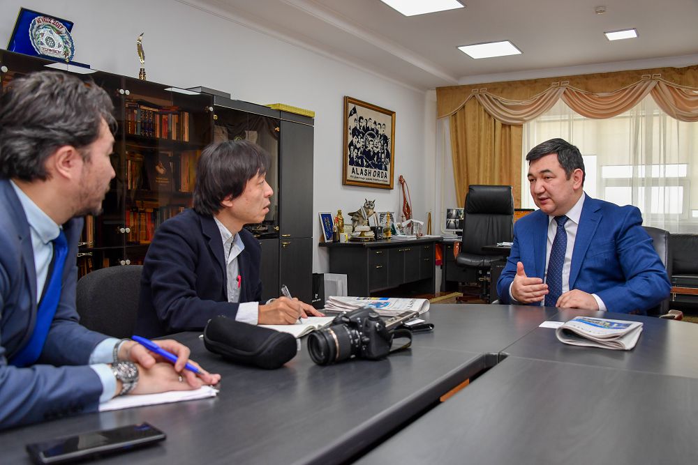 Darhan Qydyráli The Asahi Shimbun basylymyna suhbat berdi 