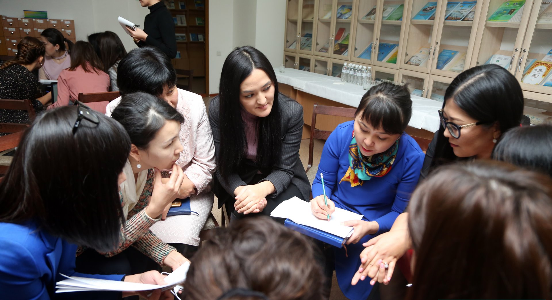 «Pedagog mártebesi týraly» zań jobasynyń tujyrymdamasy talqylandy