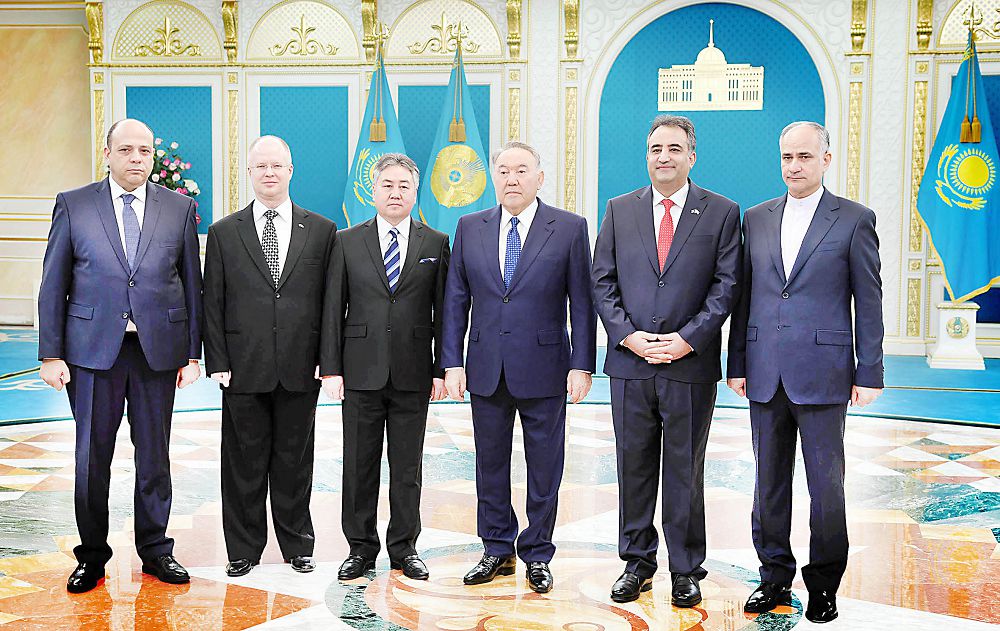 Elbasy birqatar mem­le­ket­tiń elshilerinen Senim gramotasyn qabyldady