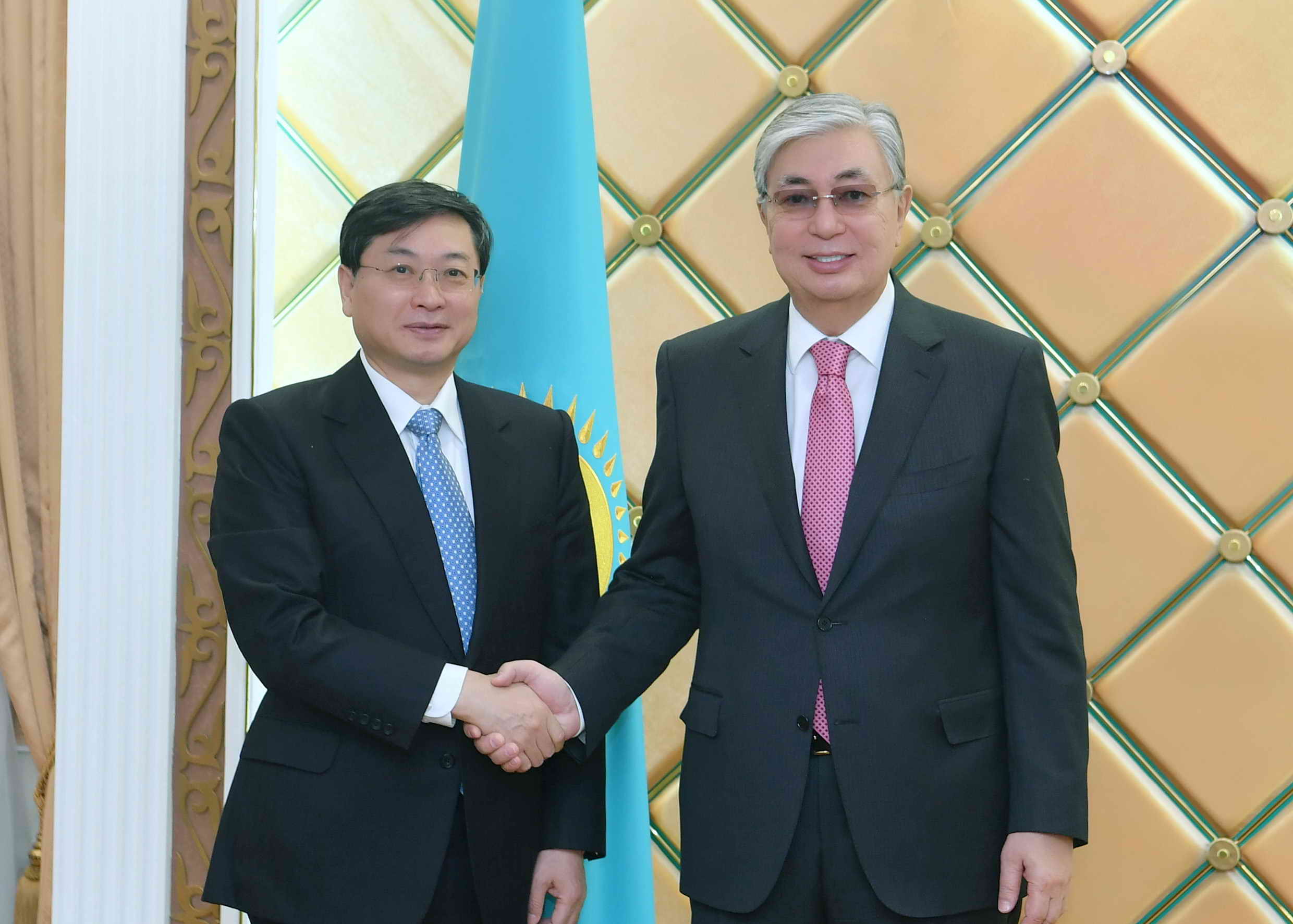 Q.Toqaev qytaılyq Genertec holdınginiń basshysyn qabyldady