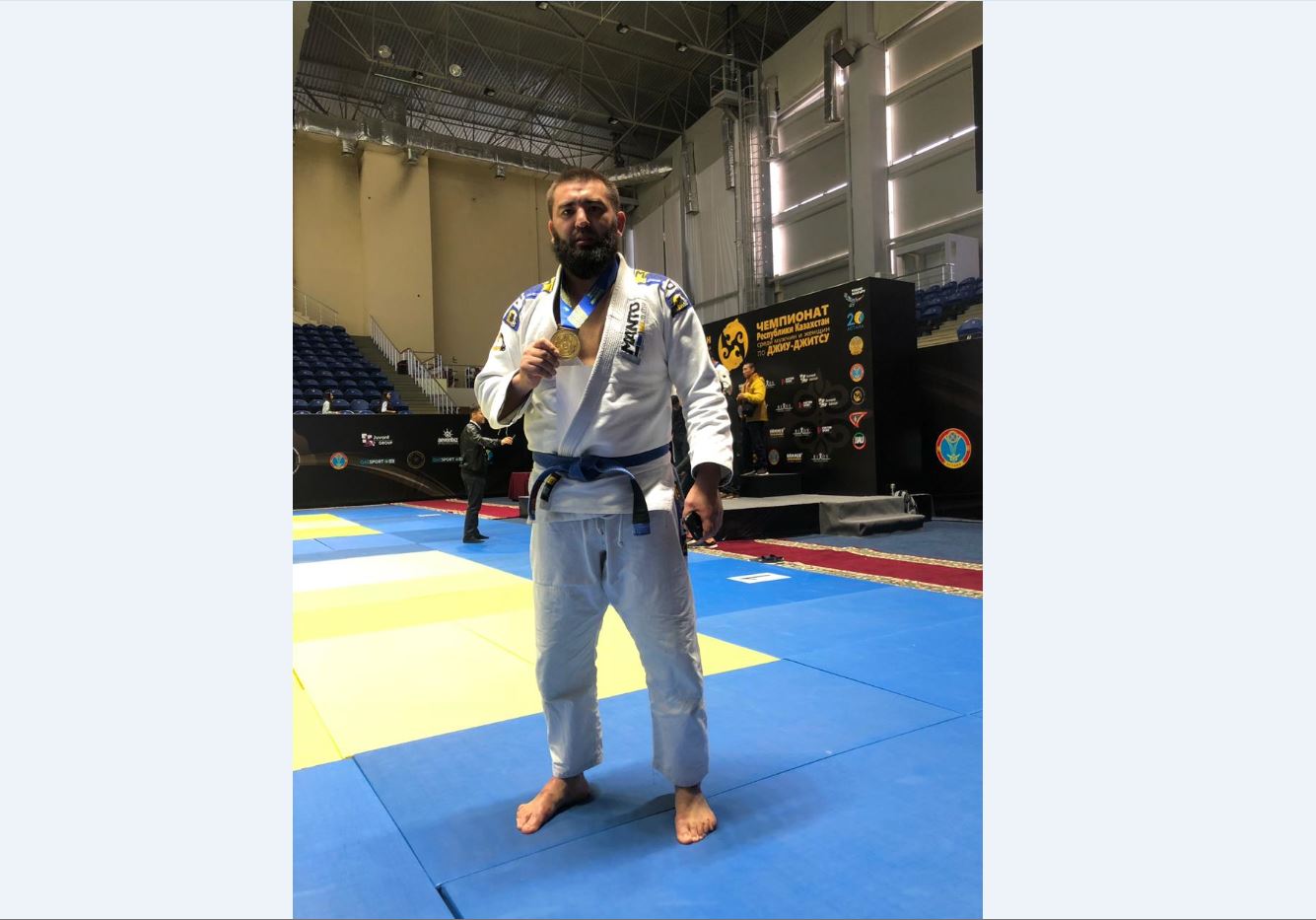 Djıý-djıtsýdiń has sheberleriniń júldesi úshin jarys ótedi