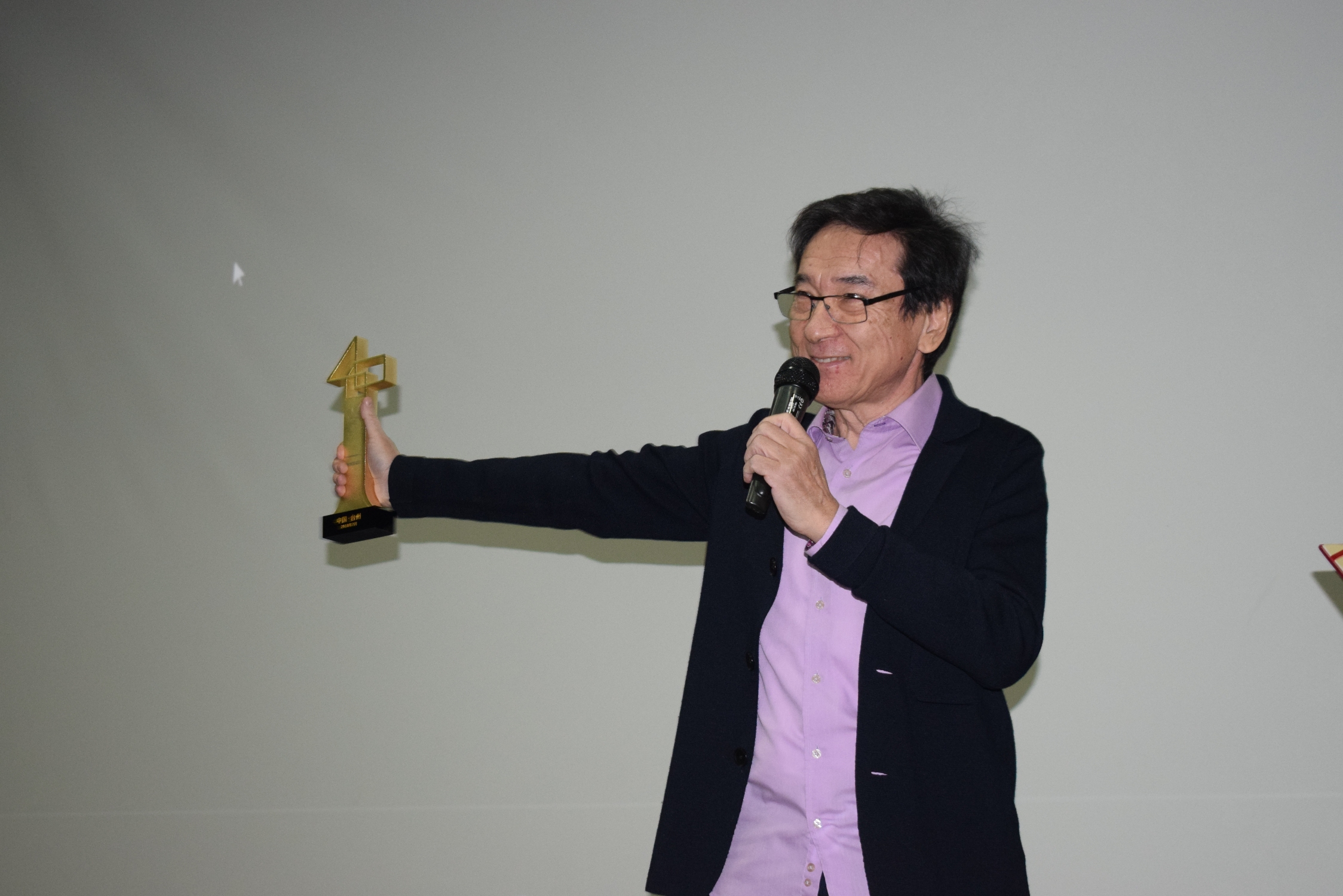 Qazaqfılm «Qyzǵaldaqtar atamekeni» derekti fılmin jaryqqa shyǵardy