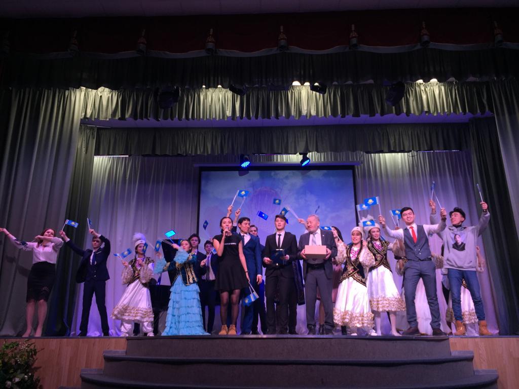 Tatarstandaǵy qazaq stýdentteri Táýelsizdik kúnin atap ótti