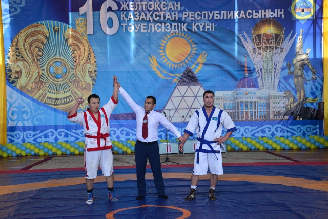 Otyrarda «Oqsyz» sport kesheni ashyldy