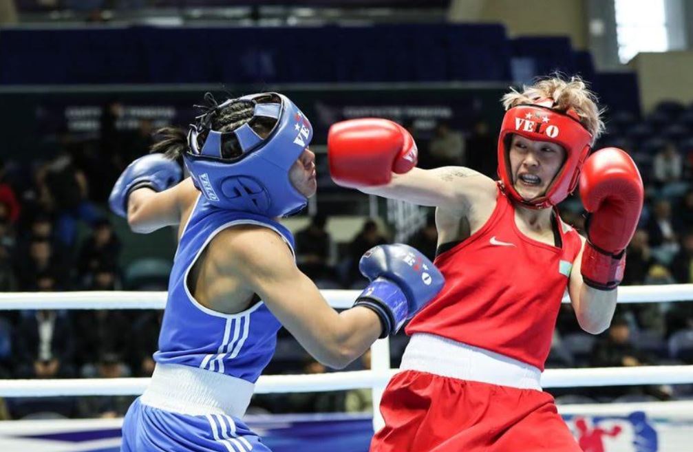 Álem kýbogynan qos júldemen oraldyq