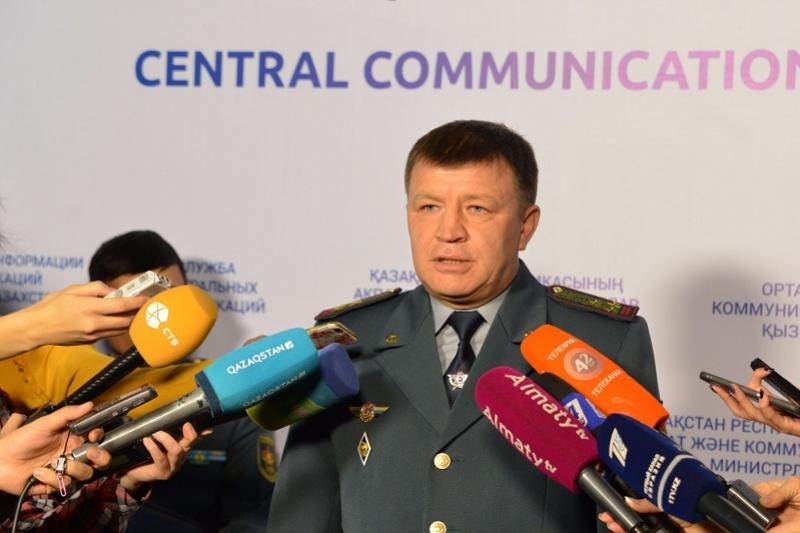 Er jigit eline tartady