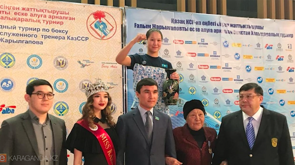 Jarylǵapov týrnıriniń bas júldesi burymdy boksshyǵa buıyrdy