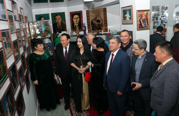 Batys Qazaqstan oblystyq teatry 25 jyldyǵyn atap ótti