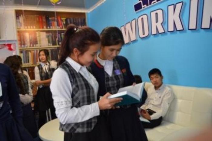 Aralda Soworking ortalyǵy ashyldy 