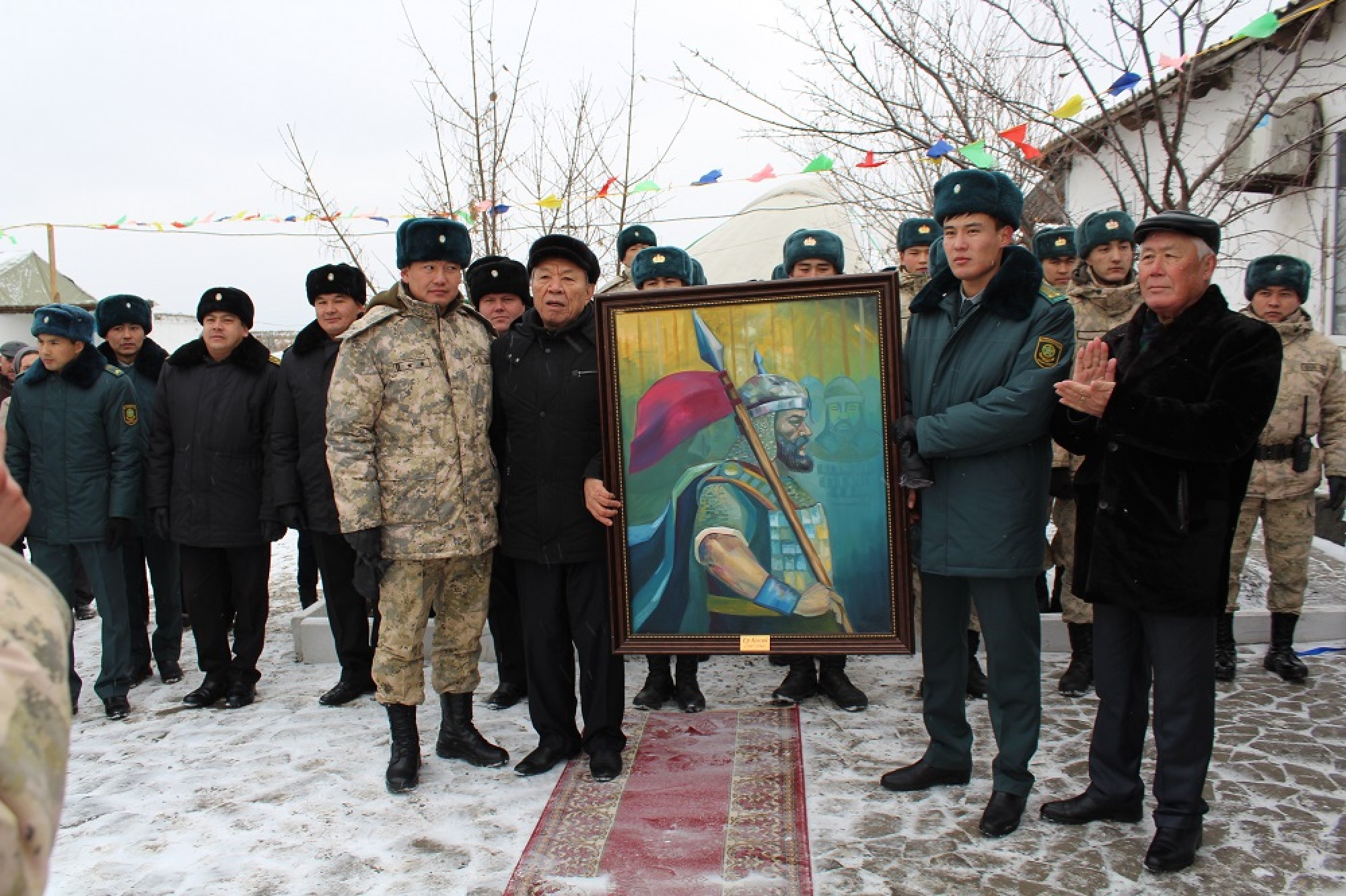 Shekara bólimshelerine Er Qosaı men Isataı batyr esimderi berildi