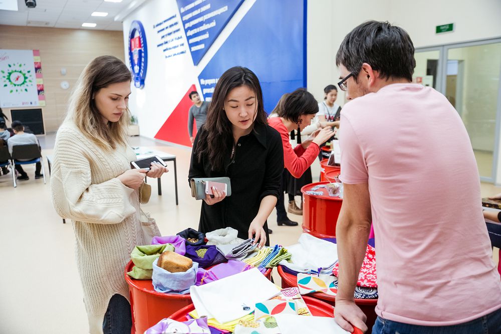 Polıetılen paketsiz de ómir súrýge bolady