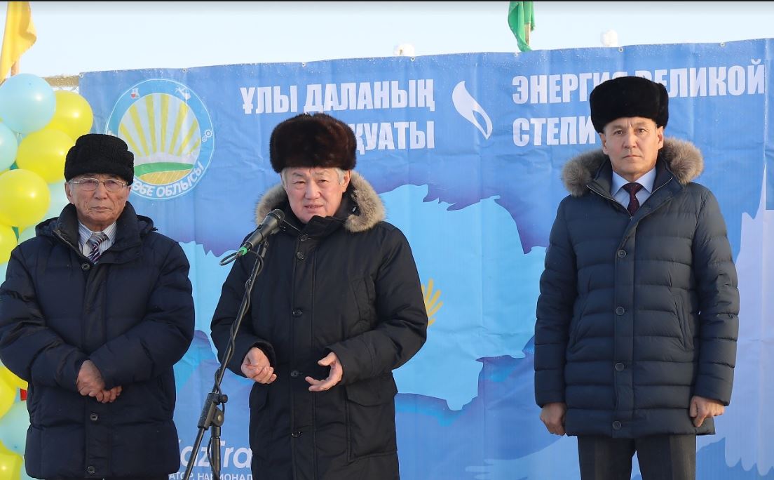 Aqtóbe oblysynyń aýyldarynda Jańa jyl qarsańynda gaz qubyry, ambýlatorııa men balabaqsha ashyldy