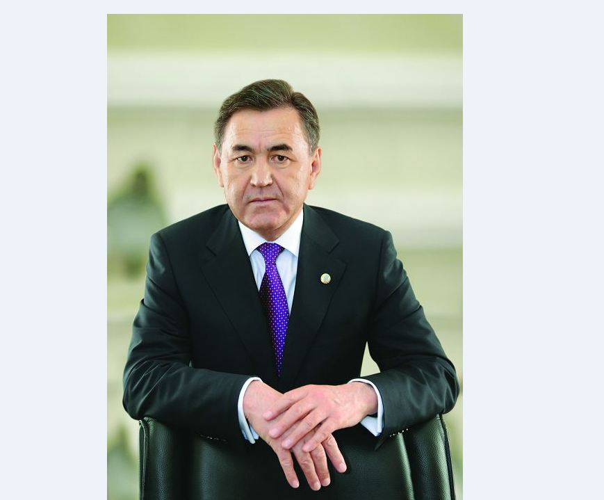 Mahmut Qasymbekov.Dáýir sabaqtastyǵy