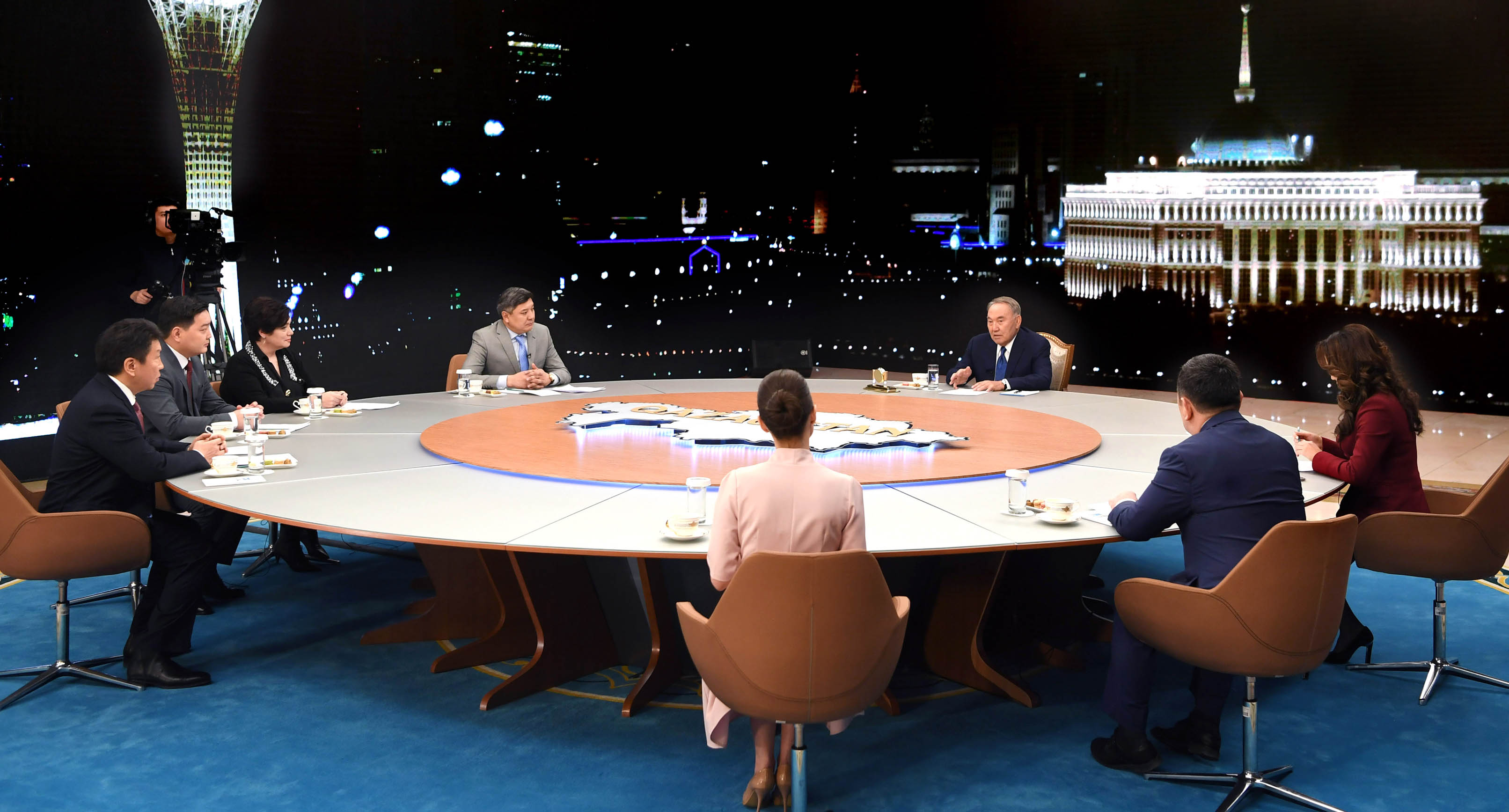 Elbasy «Uly dalanyń jeti qyry» maqalasyn qandaı maqsatta jazǵanyn aıtty